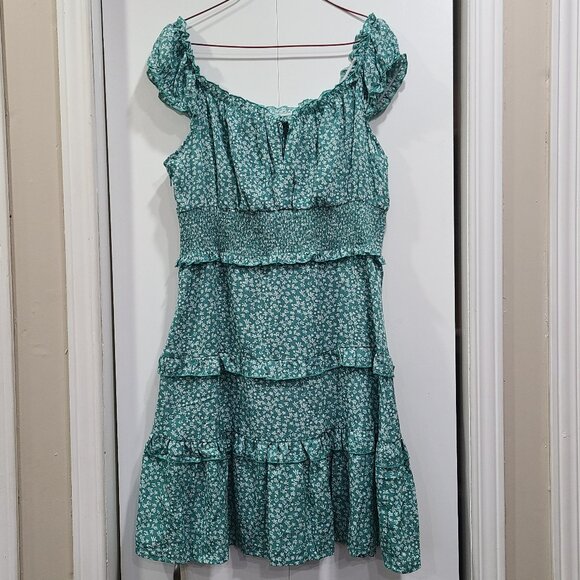 Dresses & Skirts - 💥3/$30💥 NWOT Summer Sexy Sweetheart Collar Printed Ruffle Mini Dress